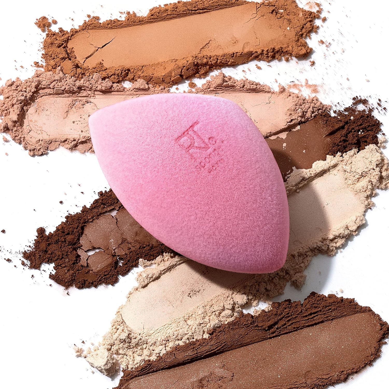 Real Techniques Miracle Airblend Sponge, Matte Makeup Blending Sponge, For Liquid, Cream, & Powder Products, Offers Medium To Full Coverage, Foundation Sponge, Packaging May Vary, 1 Count - Image 27